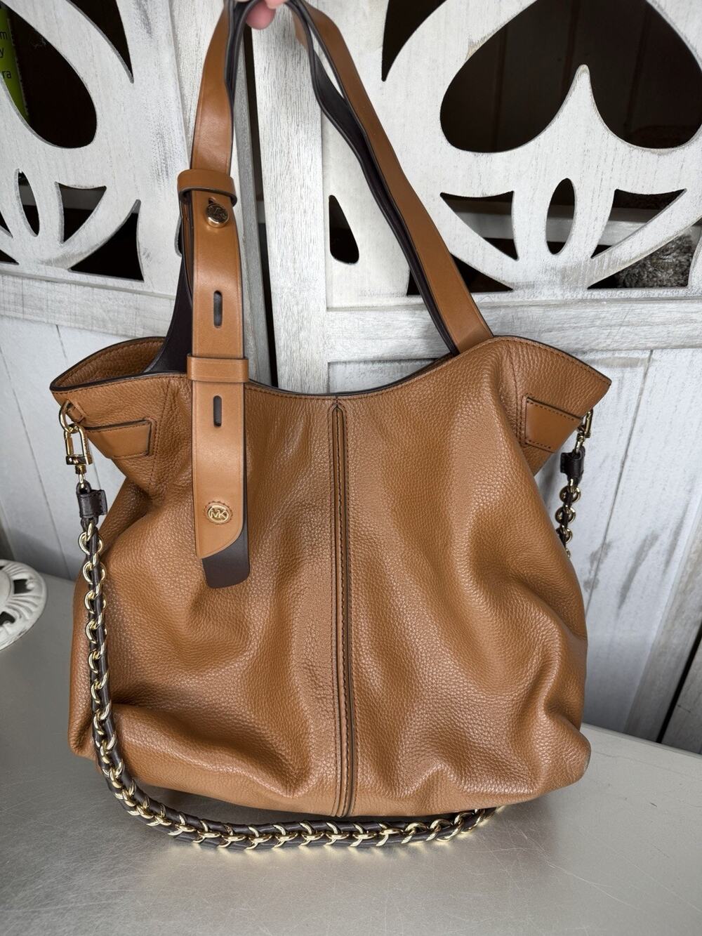MICHAEL Michael Kors Downtown Astor Large Shoulder Bag Pebble Leather